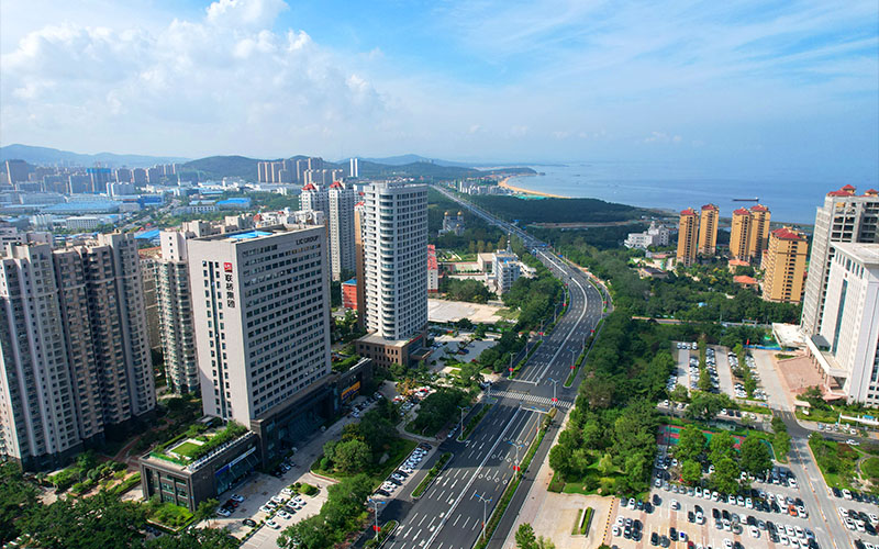 建设银行山东省分行国际部刘莹总经理一行参观考察联桥集团